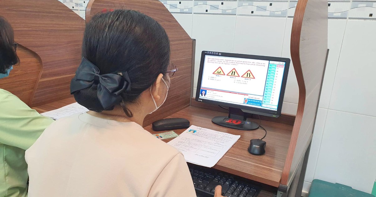 Đề xuất tăng gấp đôi câu hỏi lý thuyết, thêm nhận thức về Bộ luật Hình sự khi sát hạch lái xe