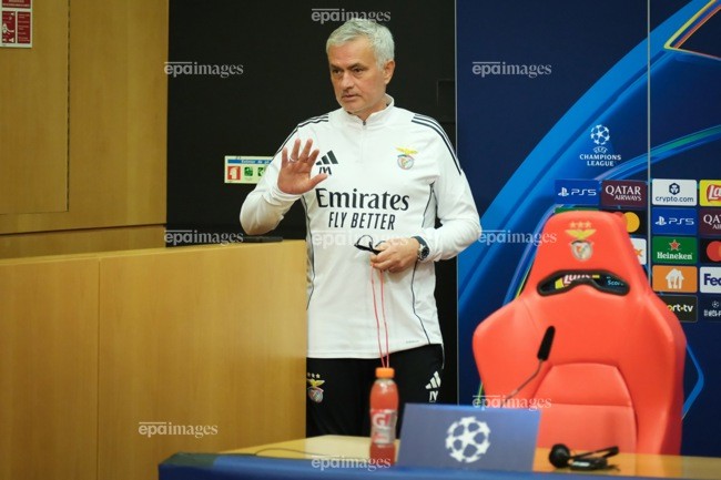 Mourinho dập tắt cơ hội gây sốc của Real Madrid