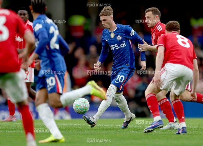 Thôi rồi Chelsea, tiền nhiều để làm gì?