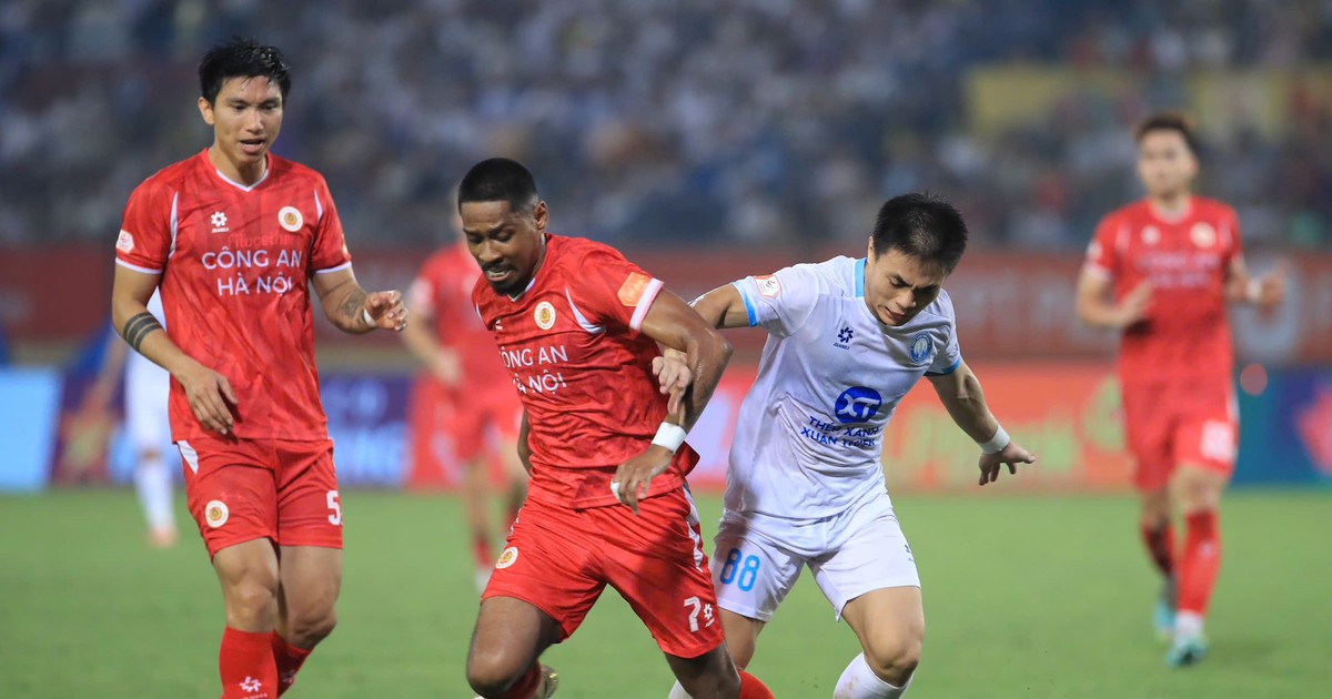 Đoạn kết khó lường ở V-League