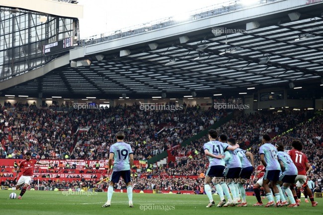 Lịch thi đấu vòng cuối giải Ngoại hạng Anh: Tottenham lo trụ hạng, kỷ lục chờ Bruno