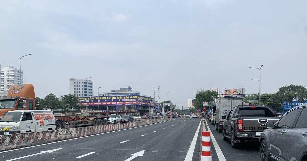 Đường trên cao Nguyễn Văn Linh: TP.HCM đề xuất dự án dài gần 18km