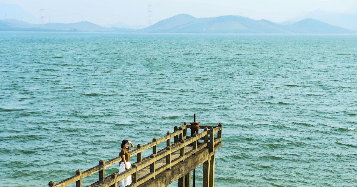 Ngắm vẻ đẹp hoang sơ, kỳ vĩ Hồ Yên Mỹ ở Thanh Hóa còn 'say ngủ