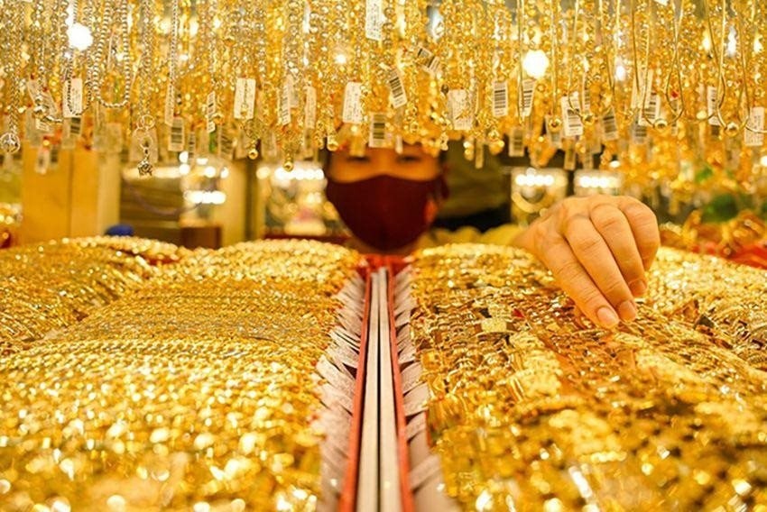 Cho phép doanh nghiệp vay vàng trong dân liệu có đơn giản?