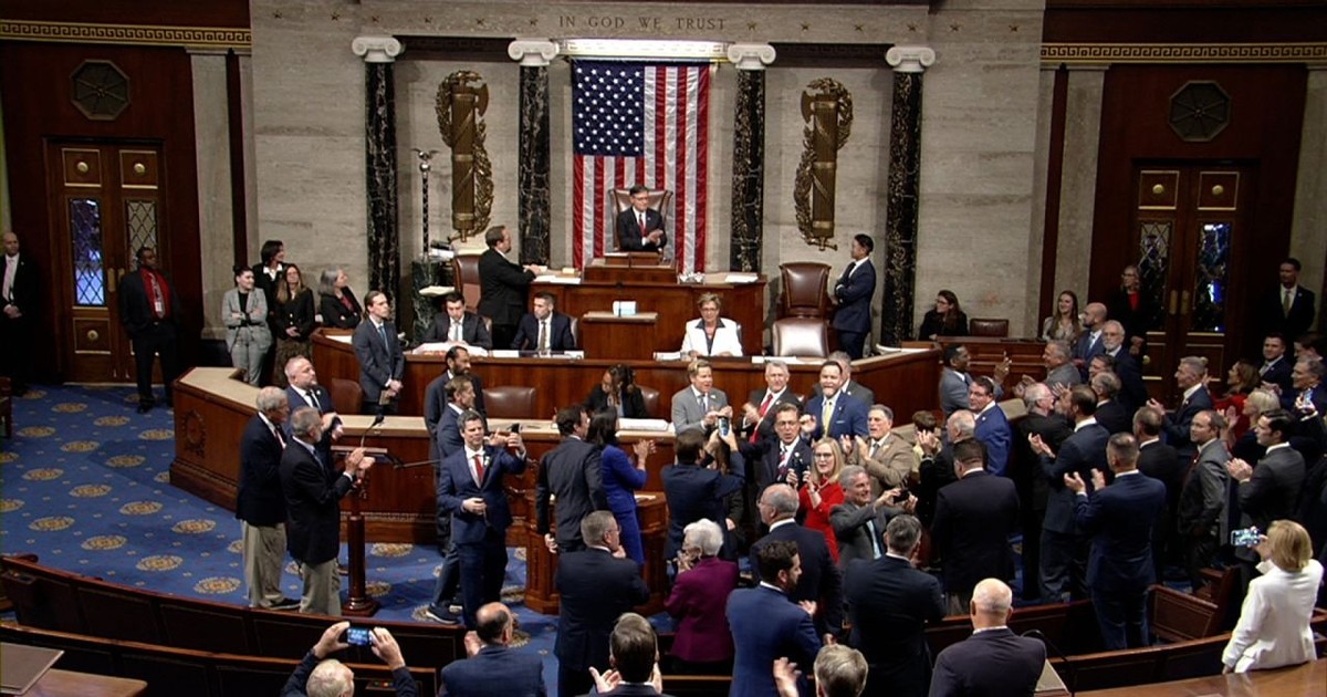 Hạ viện Mỹ thông qua dự luật 'lớn và đẹp' - chiến thắng lập pháp đầu tiên của ông Trump | Báo Pháp Luật TP. Hồ Chí Minh