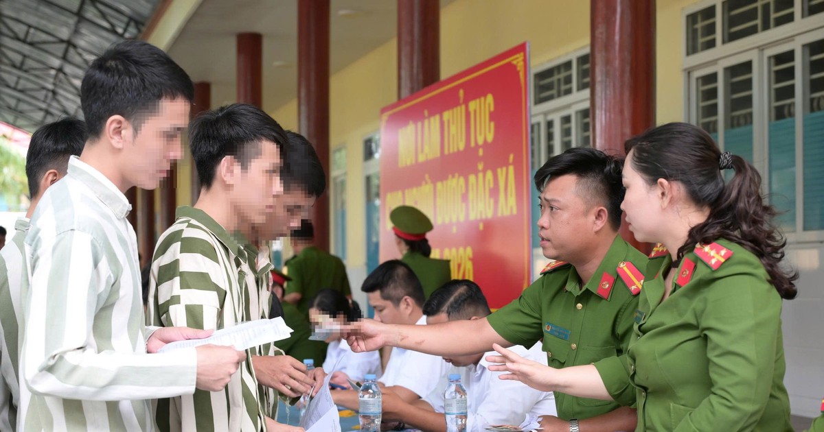 Đặc xá cho 169 phạm nhân tại Trại giam Long Hòa ở Tây Ninh