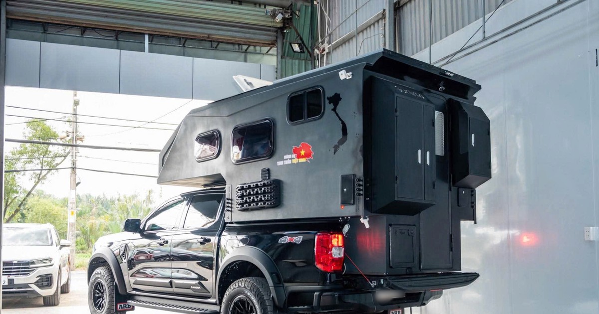 Xe bán tải gắn 'nhà di động' và các lưu ý pháp lý khi tham gia giao thông