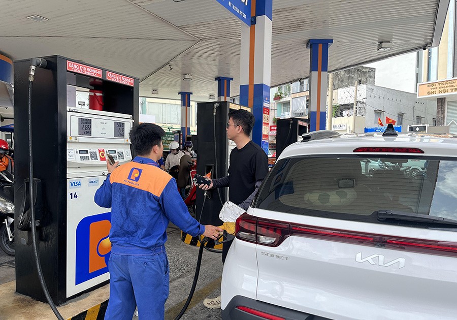 Đảm bảo chất lượng xăng E10, bảo vệ quyền lợi người dùng