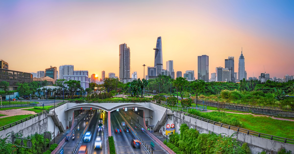 Ngắm 'Nơi tôi sống' qua ảnh dự thi Sắc màu mới: Một TP.HCM sống động trong từng góc nhìn