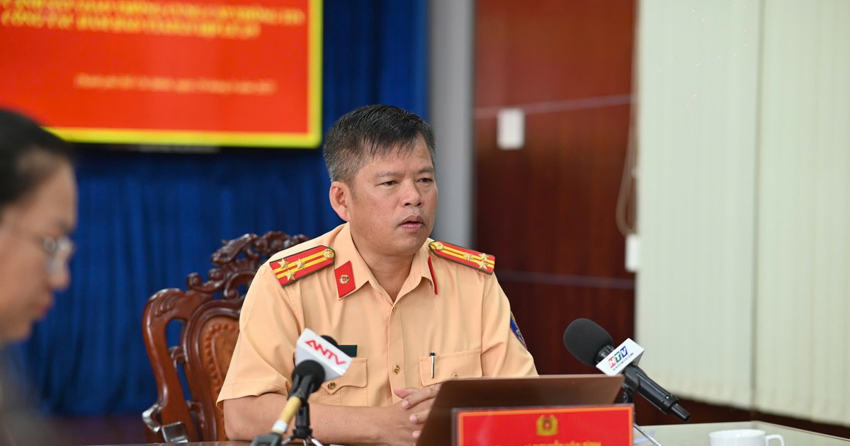 CSGT TP.HCM tuần tra khép kín 24/24, xóa 'xe dù bến cóc' dịp lễ