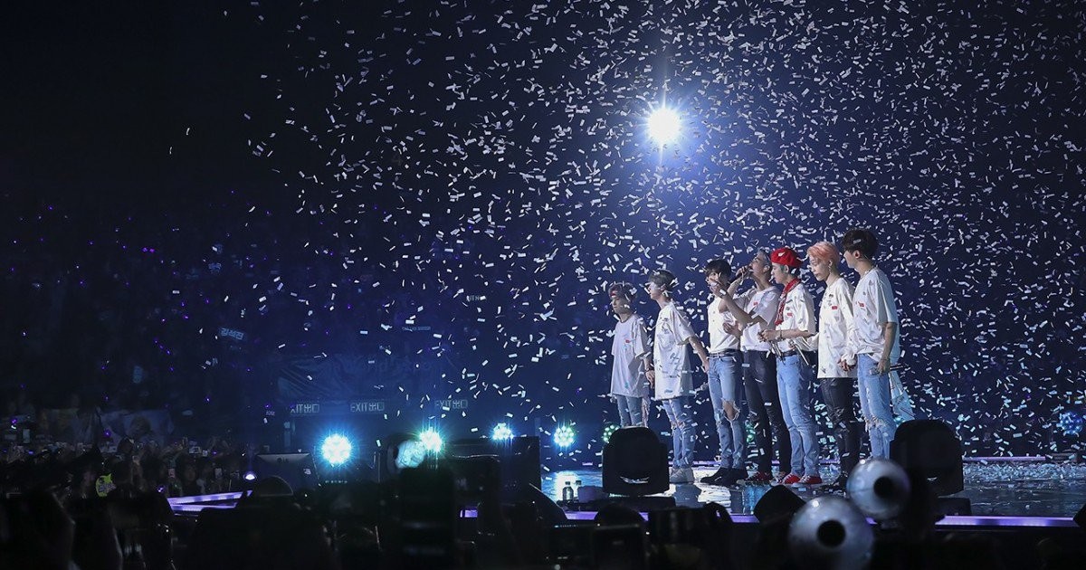 Hé lộ doanh thu khổng lồ mà nhóm BTS mang lại từ các concert | Báo Pháp  Luật TP. Hồ Chí Minh