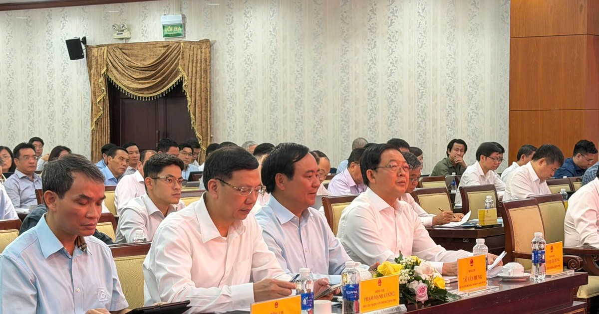 Doanh nghiệp xuất khẩu lo bị 'trói chân' bởi thủ tục, chi phí