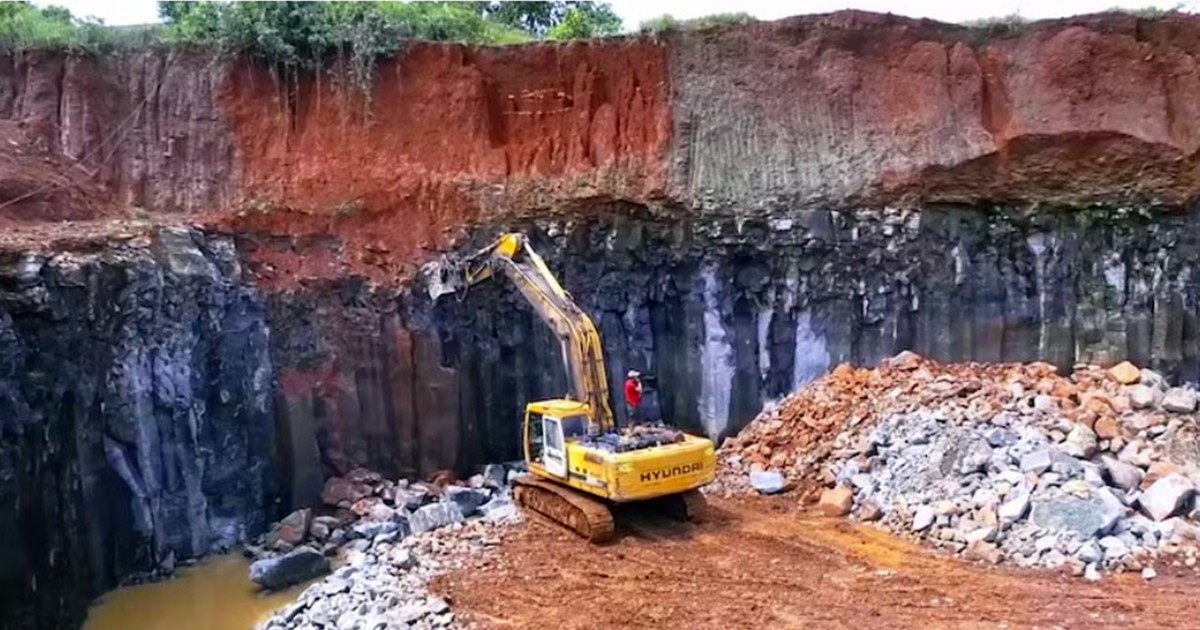 Lâm Đồng giao công an làm rõ vụ khai thác khoáng sản trái phép ở xã Tuy Đức