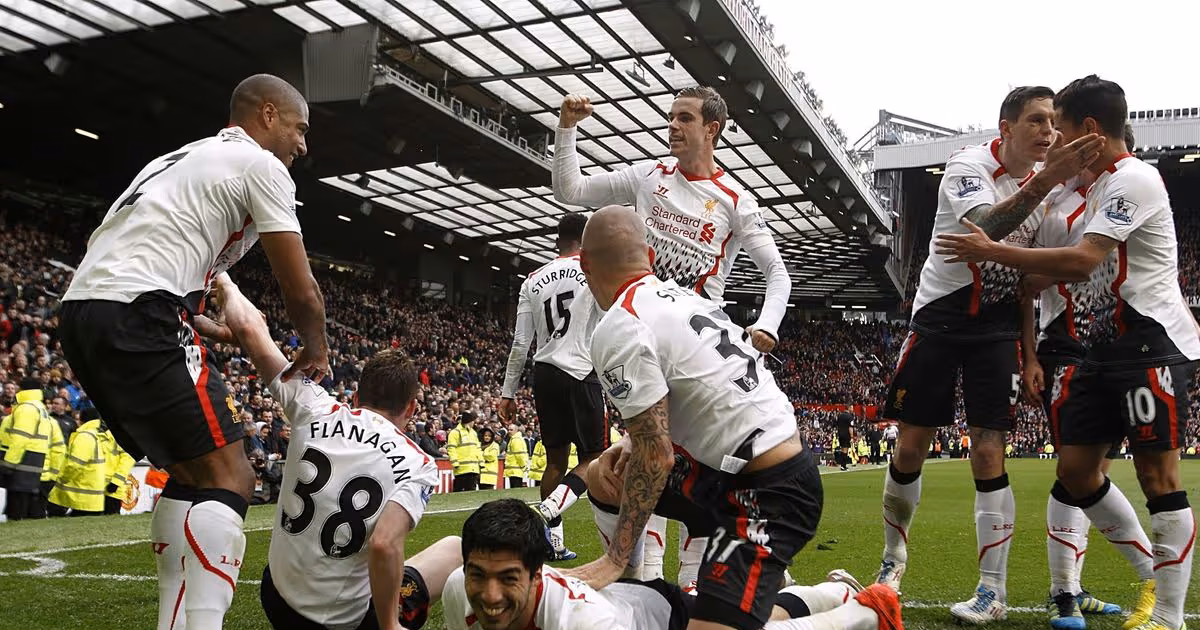 Các cầu thủ MU nhảy múa tưng bừng sau trận thua Liverpool