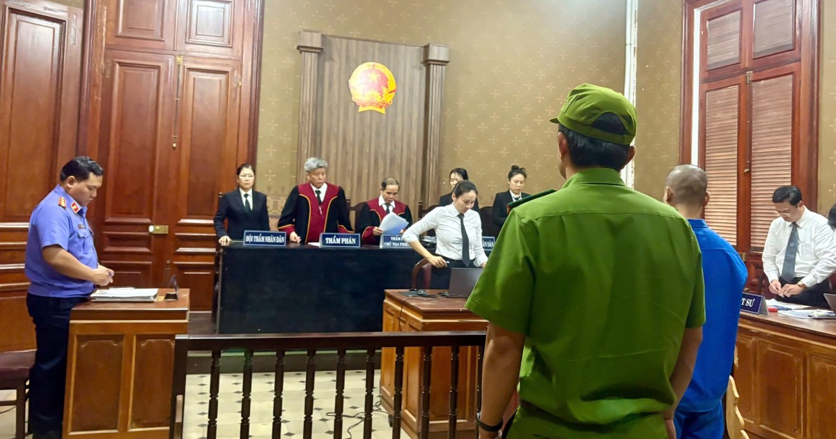 Gây án giết người vì bị sếp dọa đuổi việc