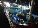 Vượt hơn 200 hải lý ra Hoàng Sa cứu 16 ngư dân gặp nạn