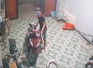 Biên Hòa: Kẻ trộm thản nhiên vào nhà lấy xe máy phóng đi
