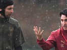 Emery dọa “tống cổ” Cech khỏi trận chung kết Europa League