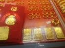 Mất gần 3 triệu đồng/lượng, giá vàng dò đáy đến bao giờ?