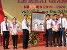 Lãnh đạo Đảng, Nhà nước chung vui với HS trong ngày khai giảng