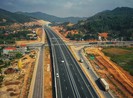 Đẩy nhanh tiến độ cao tốc Bắc-Nam, sân bay Long Thành
