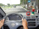 Quy định mới về dạy lái xe còn nhiều vướng mắc
