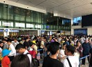 Bỏ hay giữ mức giá trần vé máy bay?