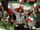 Nữ giới Iran đã được phép vào sân xem bóng đá