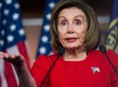 Chủ tịch Hạ viện Mỹ cáo buộc ông Trump 'hối lộ' Ukraine