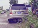 Xe biển xanh đi khai trương nhà nuôi yến của lãnh đạo