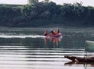 Đang tìm kiếm 2 người đàn ông mất tích trên sông Lam