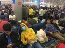Sân bay Tân Sơn Nhất đông nghìn nghịt