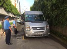 Không để tình trạng học sinh rơi từ ô tô đưa rước