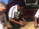 Bí thư, phó chủ tịch xã bị tạm đình chỉ vì đánh bài ở công sở