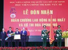 Trao huân chương hạng Nhất cho Học viện chính trị khu vực III
