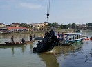 Hiện trường vụ ô tô lao xuống sông ở Hội An