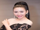 Hoa hậu, nhà thiết kế Nhật Phượng khoe vòng eo con kiến