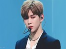 Đại diện Kang Daniel cho biết nam ca sĩ bị mắc chứng trầm cảm