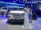 Bảng giá xe Ford tháng 12: Everest Ambiente giá 999 triệu đồng