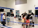 Cẩn trọng khi đi máy bay mùa cao điểm