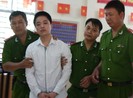 Tưởng bị “nhìn đểu” đâm chết người