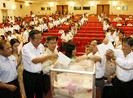 Nếu bị “tín nhiệm thấp” có thể xin từ chức