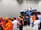 Nhà bị đập, tài xế xe buýt lao xe xuống hồ, giết chết 21 người