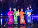 Bảo Thanh ‘Về nhà đi con’ bước ra từ tranh tố nữ