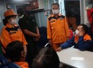 Giông lốc đánh chìm tàu cá, 7 ngư dân thoát nạn