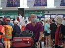 Cách nào đưa hơn 400 du khách mắc kẹt tại Đà Nẵng về quê?