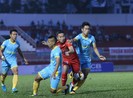 CLB bóng đá TP.HCM lại thắng sân nhà