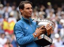 Thiem 'hăm' không ngăn được Nadal 'băm'