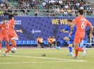Hạ U-22 Singapore, U-22 Thái Lan vượt mặt Indonesia