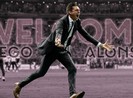 Vì sao ông bầu Beckham mời Alonso làm HLV trưởng?